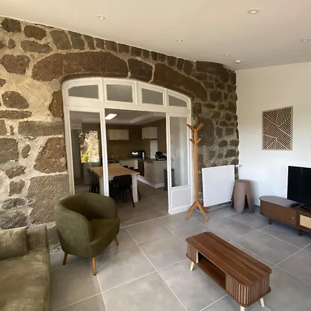 Appartement La Forteresse Des Demoiselles Polignac (Haute-Loire)